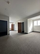 207 E Church St, Sandwich, IL à louer Photo intérieure– Image 1 sur 6