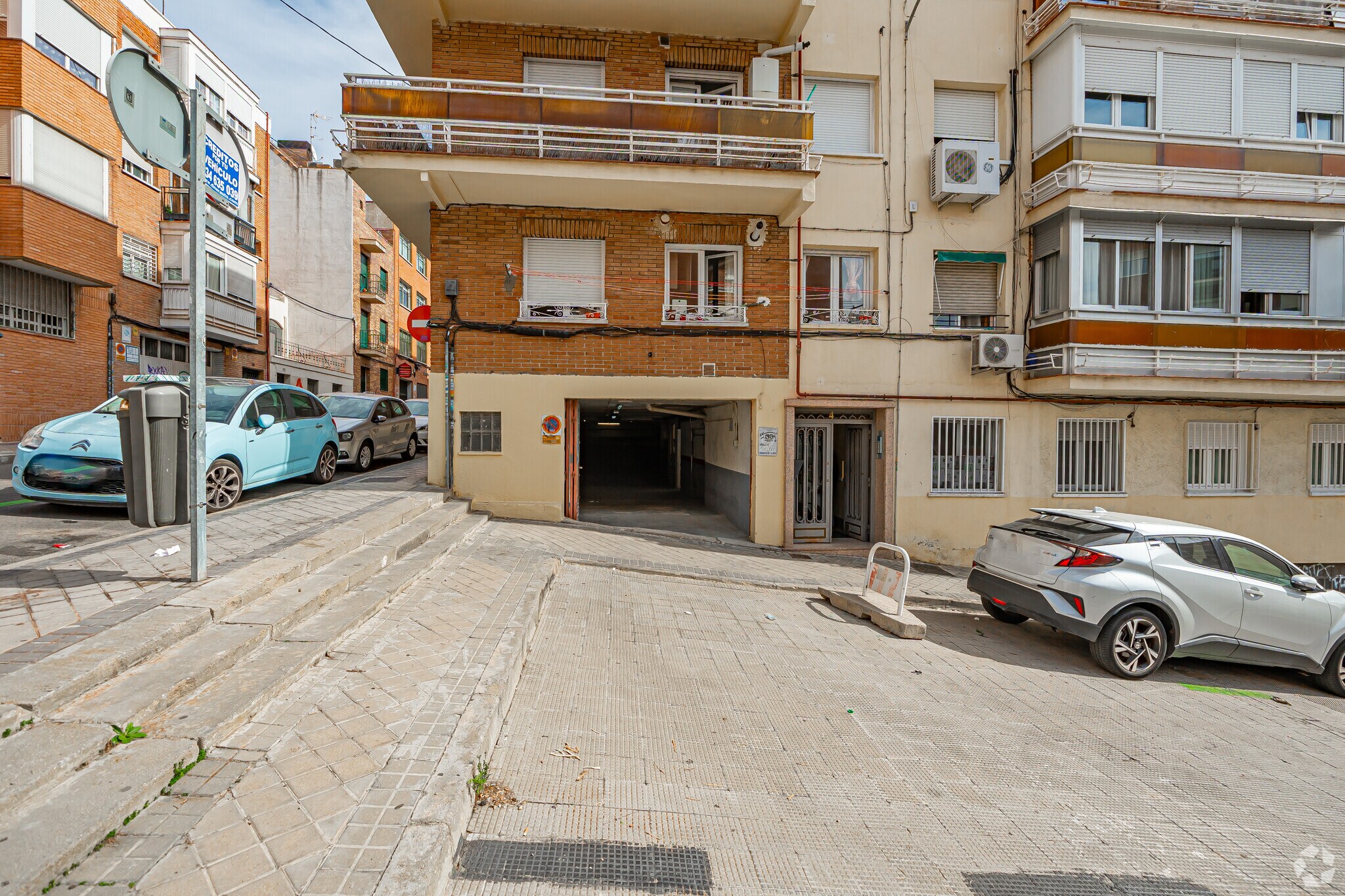 Immeuble residentiel dans Madrid, Madrid à vendre Photo intérieure– Image 1 sur 2