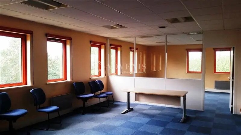 Bureau dans Créteil à louer - Photo de l’immeuble – Image 2 sur 8