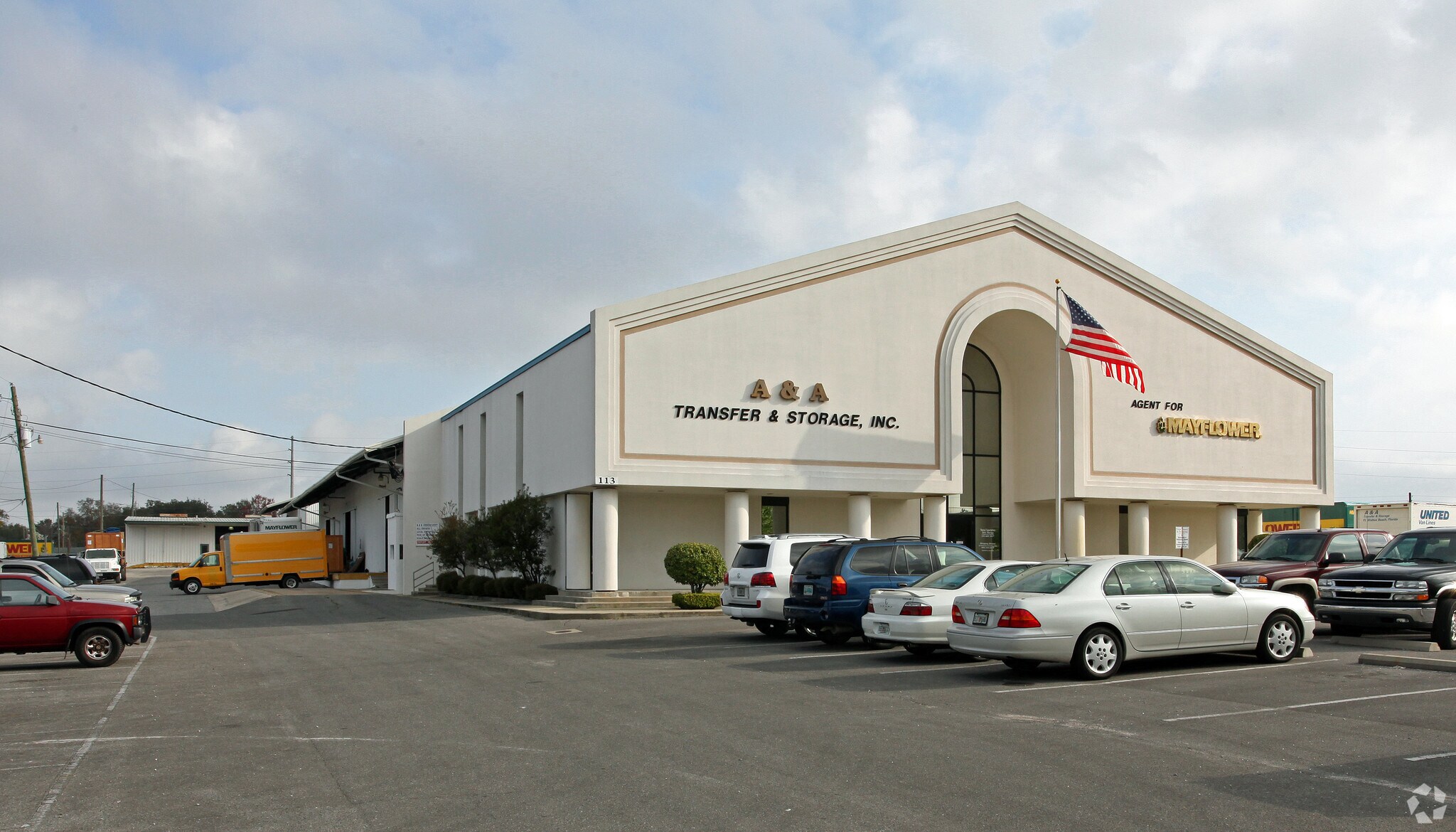 113 Hollywood Blvd, Fort Walton Beach, FL à louer Photo principale– Image 1 sur 5