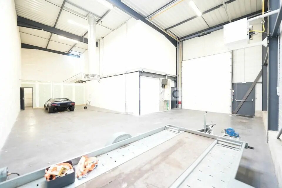 Industriel/Logistique dans Saint-Fons à louer Photo intérieure– Image 1 sur 14