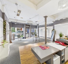 27 Forbes Rd, Edinburgh à louer Photo intérieure– Image 1 sur 4