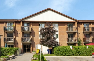 Plus de détails pour 4 Robert St, Arnprior, ON - Logement à vendre