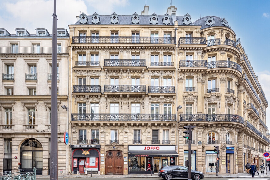 61 Rue De L'Arcade, Paris à louer - Photo de l’immeuble – Image 2 sur 7