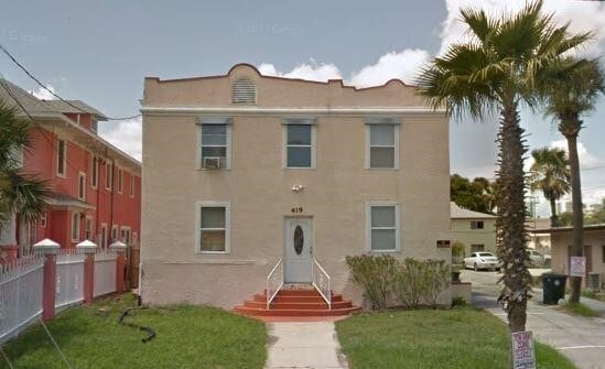 419 N Wild Olive Ave, Daytona Beach, FL à vendre - Photo principale – Image 1 sur 1