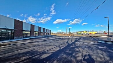 8920 Patriot Hwy, Fredericksburg, VA à louer Photo intérieure– Image 2 sur 13