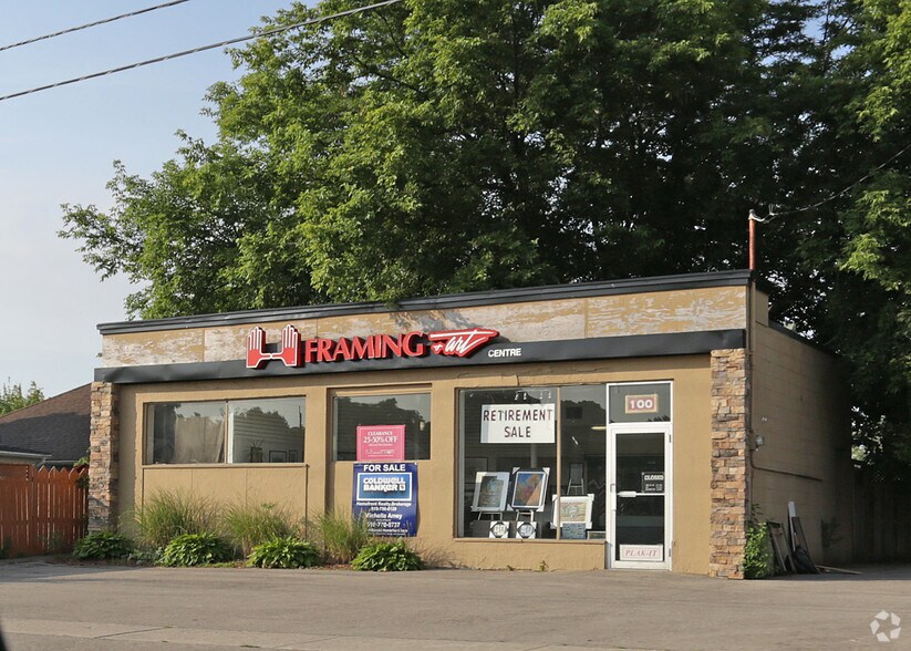100 Charing Cross St, Brantford, ON à vendre - Photo de l’immeuble – Image 2 sur 2