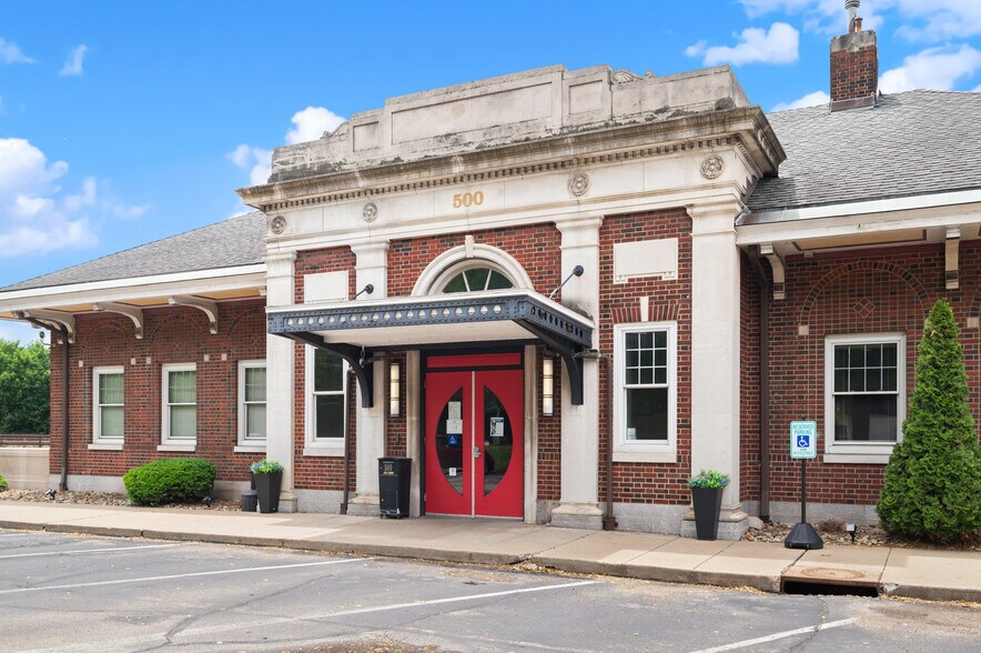 500 Chadwick St, Sewickley, PA à vendre - Photo de l’immeuble – Image 2 sur 38