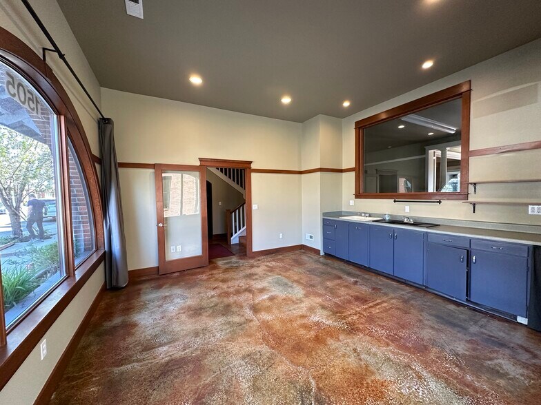 1505 Ne Village St, Fairview, OR à vendre - Photo intérieure – Image 3 sur 30