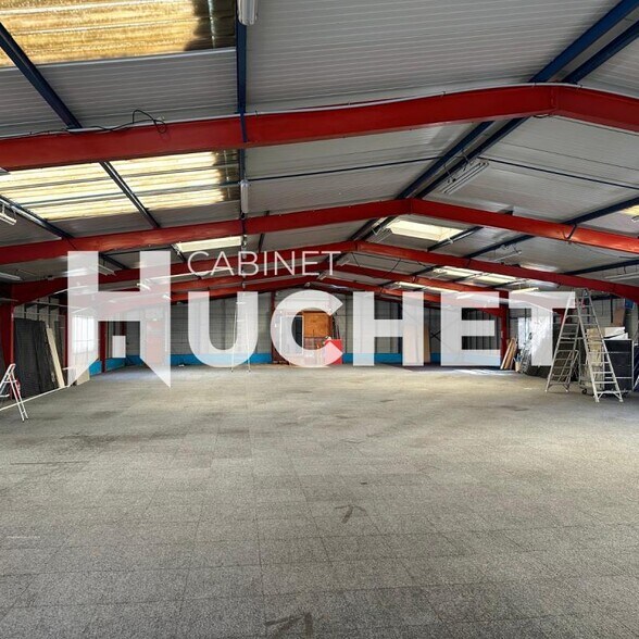 Local d'activités dans Ouistreham à vendre - Photo intérieure – Image 1 sur 2