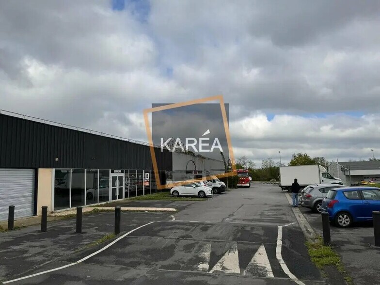 Local commercial dans Mareuil-lès-Meaux à louer - Photo de l’immeuble – Image 3 sur 7