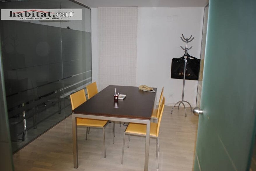 Immeuble residentiel dans Vilanova i la Geltrú, Barcelona à vendre - Photo intérieure – Image 3 sur 3