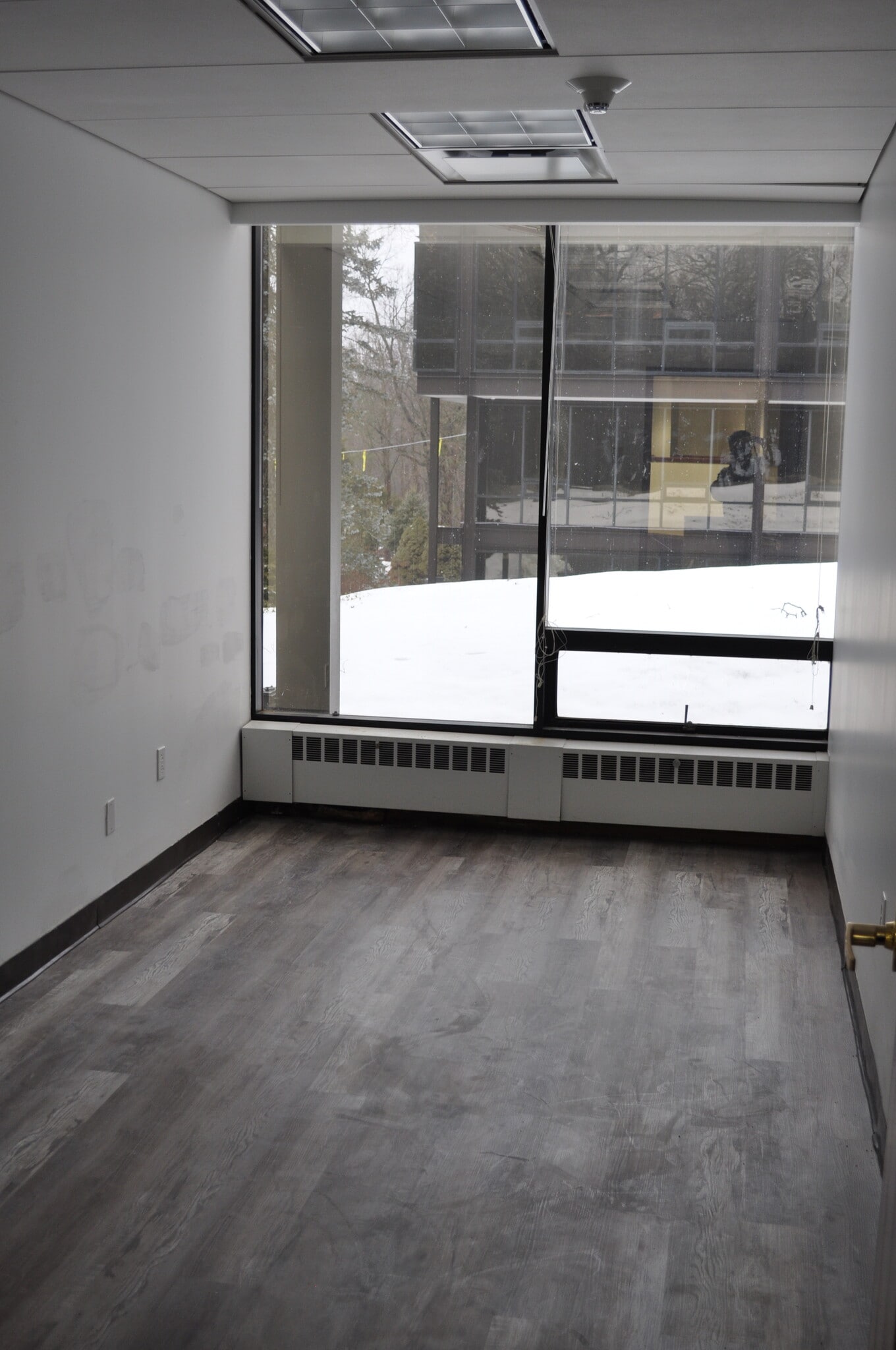 555 Pleasantville Rd, Briarcliff Manor, NY à louer Photo de l’immeuble– Image 1 sur 1