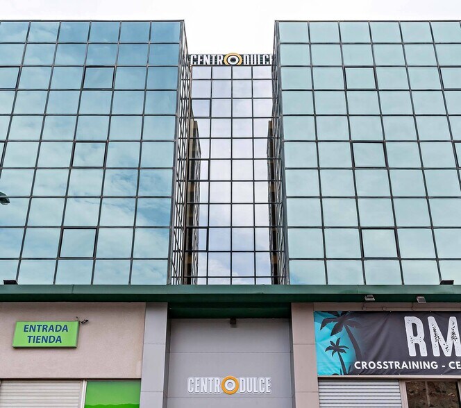 Calle Salzillo, 9, Roquetas de Mar, Almería à vendre - Photo de l’immeuble – Image 3 sur 29