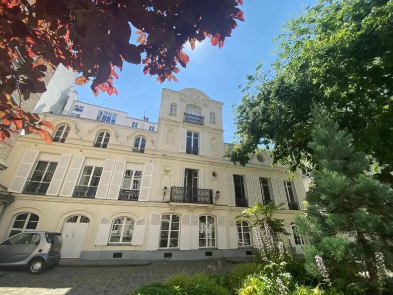 Local commercial dans Paris à louer - Photo de l’immeuble – Image 2 sur 7