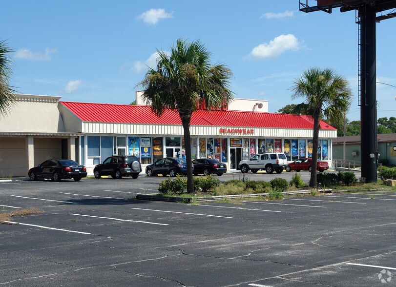 1012 S Kings Hwy, Myrtle Beach, SC à louer - Photo de l’immeuble – Image 2 sur 2