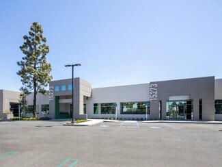 Plus de détails pour 15235 Alton Pky, Irvine, CA - Local d'activités à louer