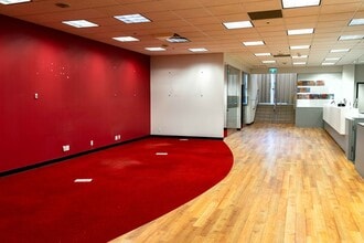 2164 W 41st Ave, Vancouver, BC à louer Photo intérieure– Image 2 sur 10