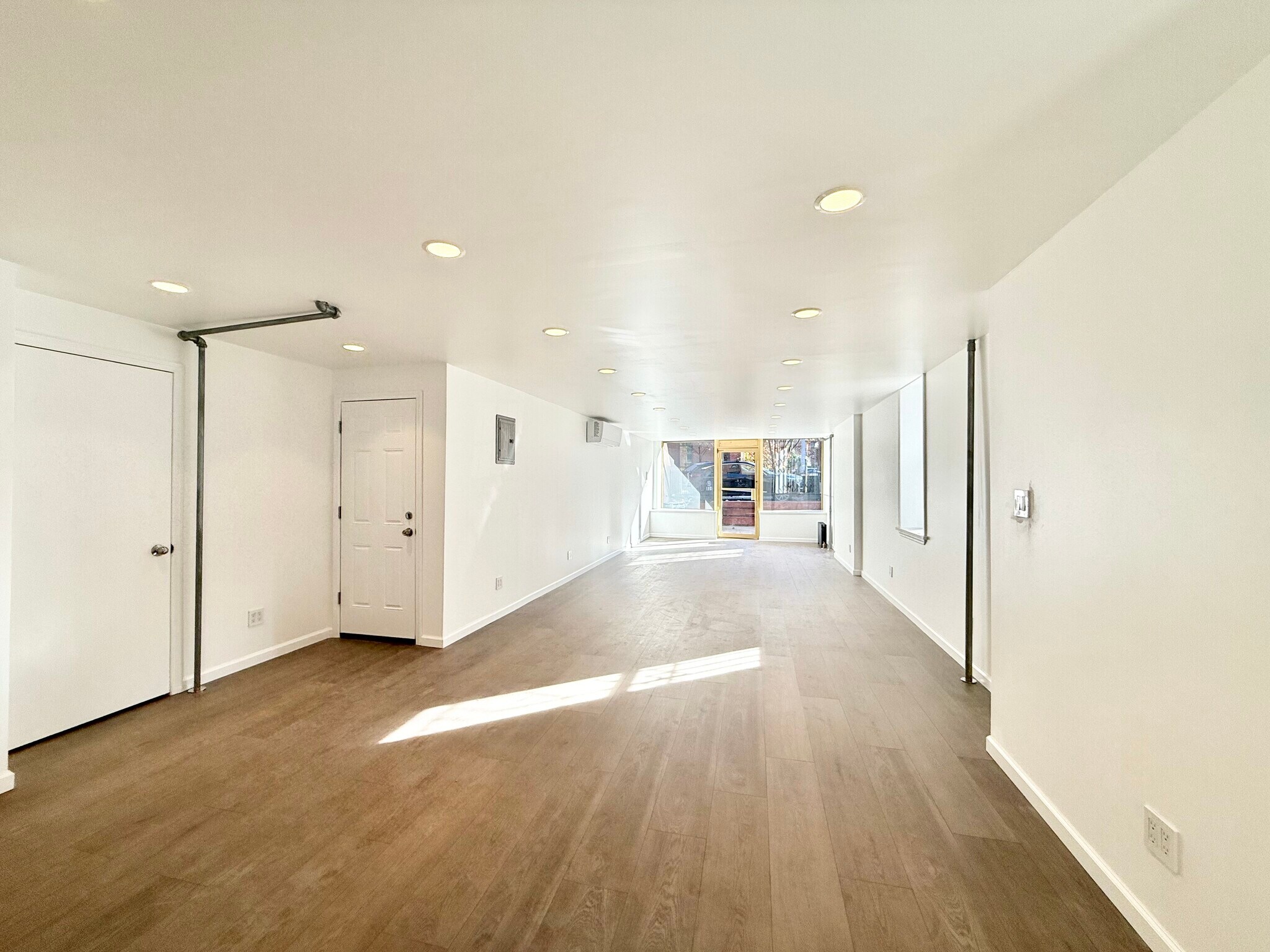 484 Henry St, Brooklyn, NY à louer Photo principale– Image 1 sur 7