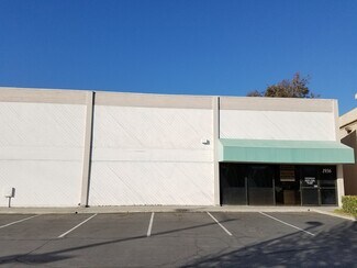 Plus de détails pour 1930 S E St, San Bernardino, CA - Local d'activités à louer