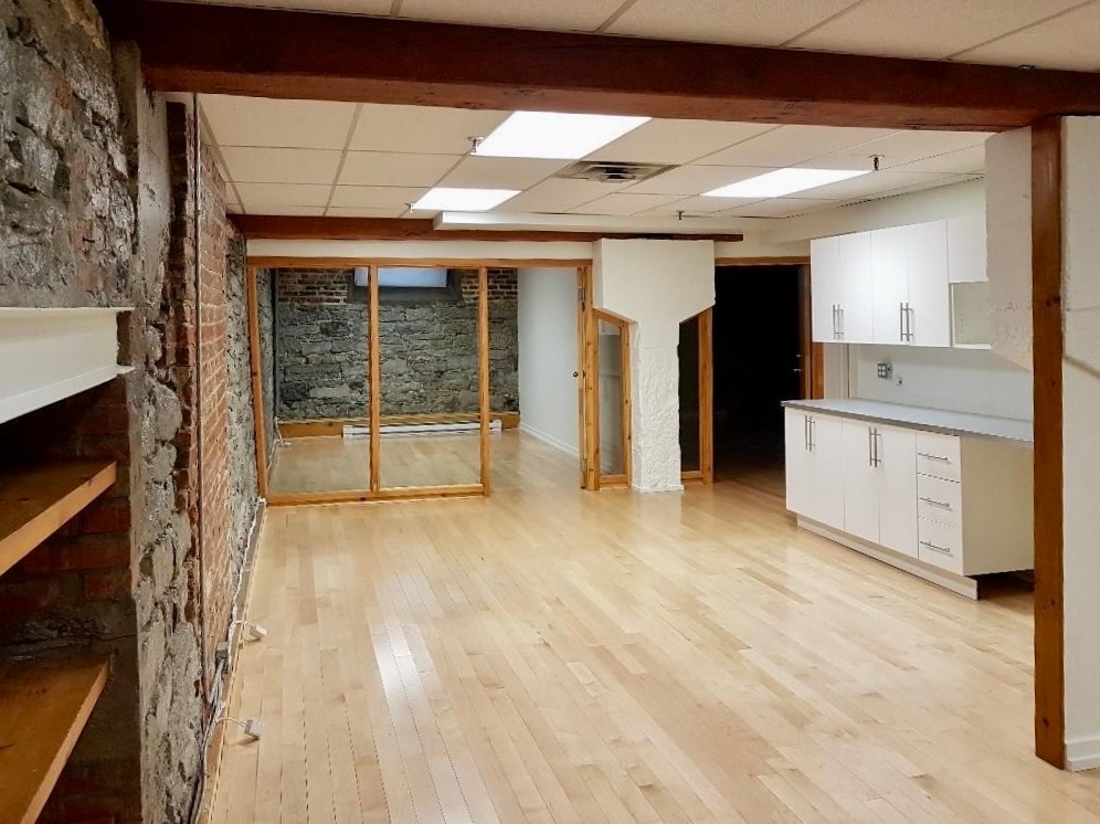 430-432 Rue Sainte-Hélène, Montréal, QC à louer Photo intérieure– Image 1 sur 6