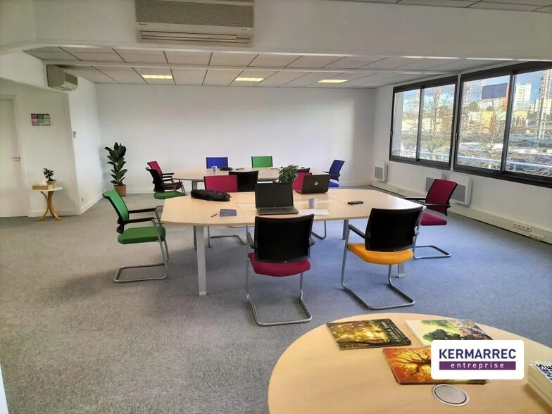 Bureau dans Orvault à louer - Photo de l’immeuble – Image 2 sur 6