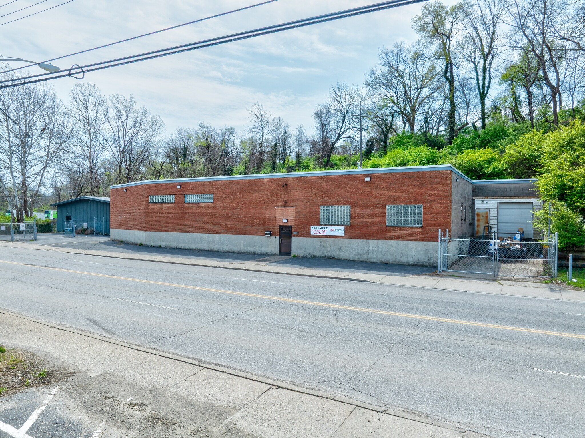 1243 Tennessee Ave, Cincinnati, OH à vendre Photo de l’immeuble– Image 1 sur 42