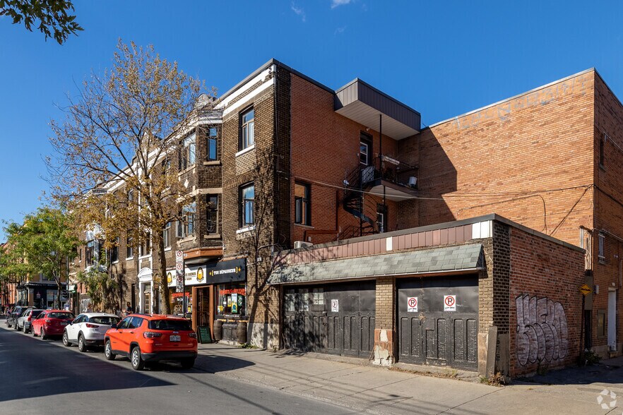 1350 Av du Mont-Royal E, Montréal, QC à vendre - Photo de l’immeuble – Image 3 sur 5