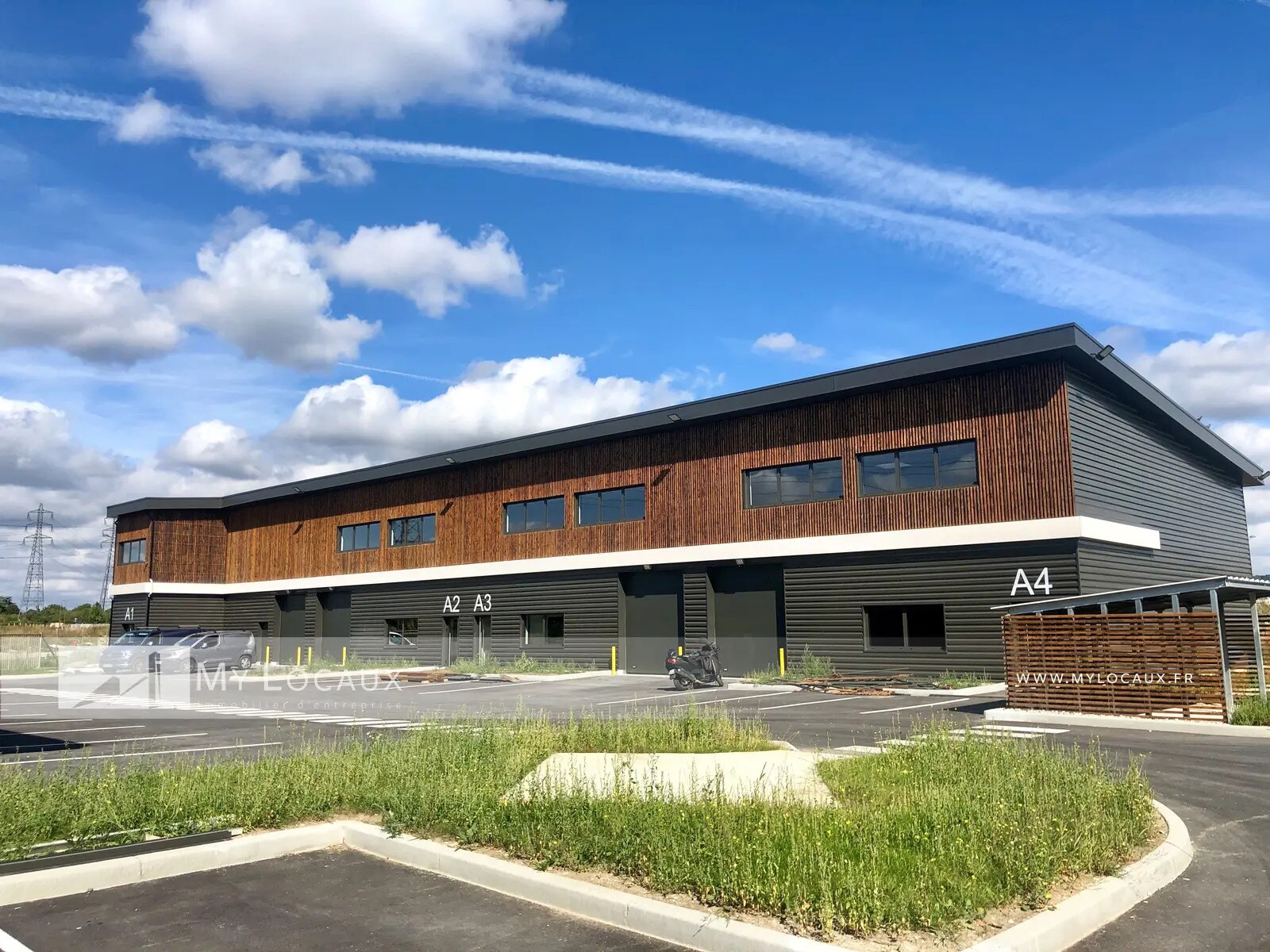 Local d’activités dans Cormeilles-en-Parisis à louer Photo de l’immeuble– Image 1 sur 7