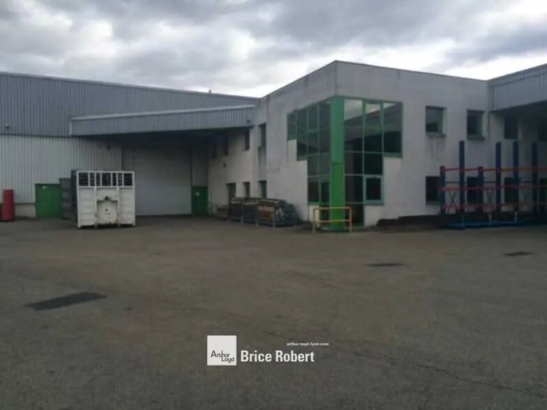 Industriel/Logistique dans Jassans-Riottier à vendre - Photo de l’immeuble – Image 2 sur 2