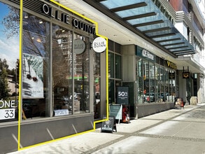 1301-1333 Lonsdale Ave, North Vancouver, BC à louer Photo intérieure– Image 2 sur 3