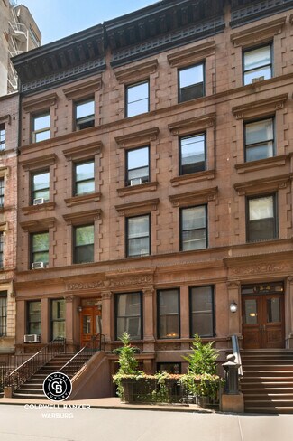 Plus de détails pour 132 W 73rd St, New York, NY - Logement à vendre