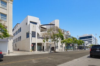 321 Santa Monica Blvd, Santa Monica, CA à louer Photo intérieure– Image 1 sur 5