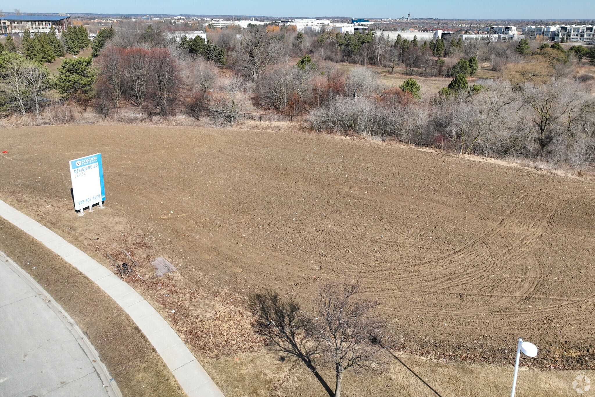 15 Cachet Woods Ct, Markham, ON à louer Photo principale– Image 1 sur 4