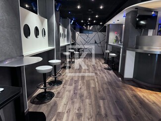 Plus de détails pour Local commercial à louer