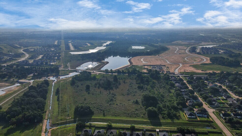 0 Becker Rd, Hockley, TX à vendre - Photo de l’immeuble – Image 2 sur 8