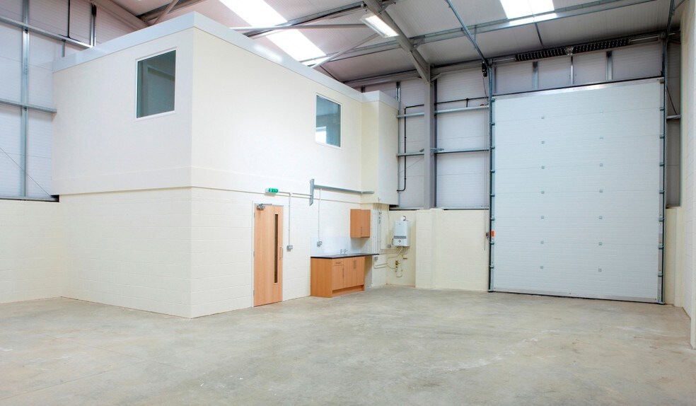 Eastern Ave, Dunstable à louer - Photo intérieure – Image 2 sur 22