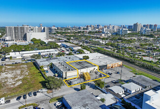 Plus de détails pour 2655 NE 188th St, Miami, FL - Industriel/Logistique à vendre