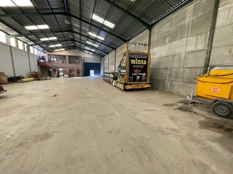 Industriel/Logistique dans Cáceres, Cáceres à vendre - Photo de l’immeuble – Image 2 sur 5