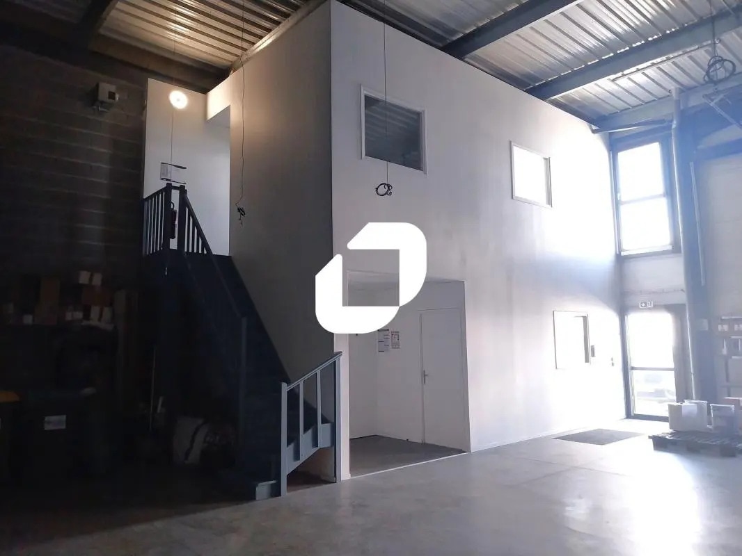 Local d’activités dans Saint-Herblain à louer Photo de l’immeuble– Image 1 sur 14