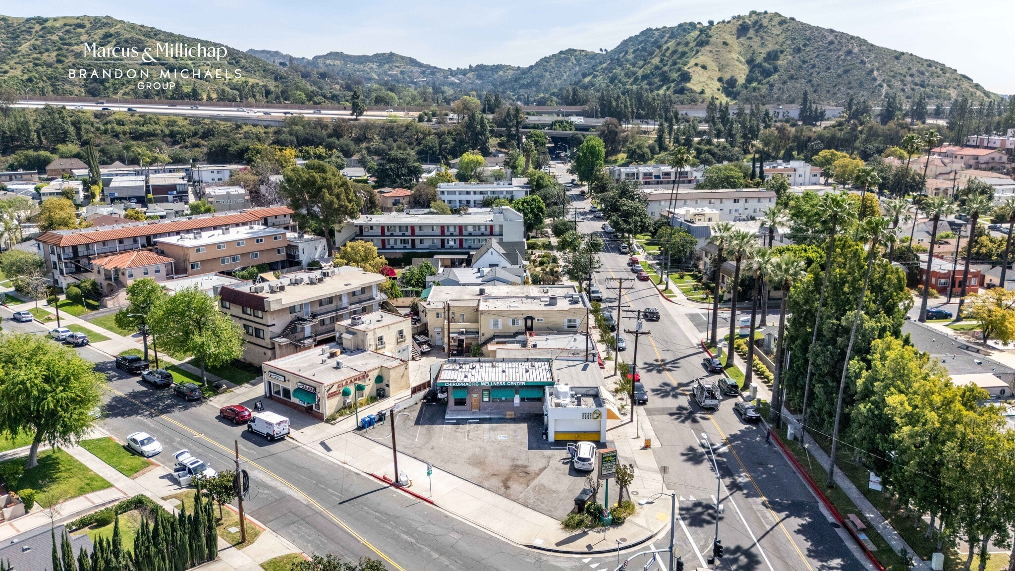 1600 E Chevy Chase Dr, Glendale, CA à vendre Photo principale– Image 1 sur 17