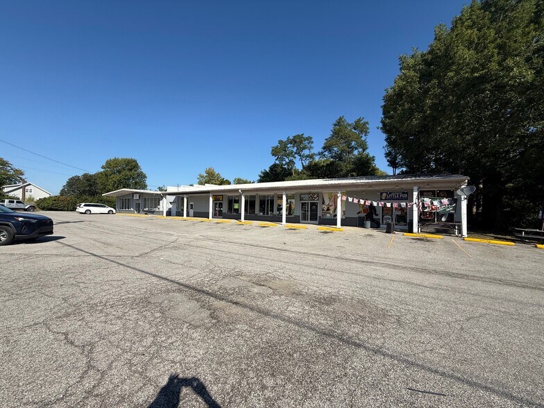 1812-1818 Petersburg Rd, Hebron, KY à vendre - Photo de l’immeuble – Image 3 sur 7