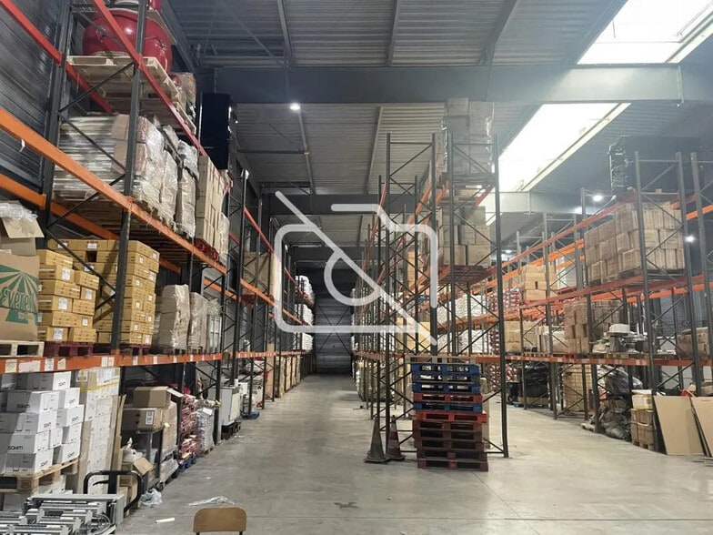 Industriel/Logistique dans Bobigny à louer - Photo de l’immeuble – Image 3 sur 17