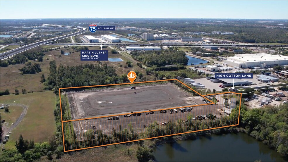 9039 High Cotton Ln, Fort Myers, FL à louer - Photo de l’immeuble – Image 2 sur 5