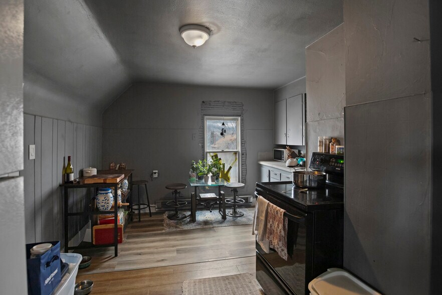 131 N Oak St, Townsend, MT à vendre - Photo de l’immeuble – Image 3 sur 17