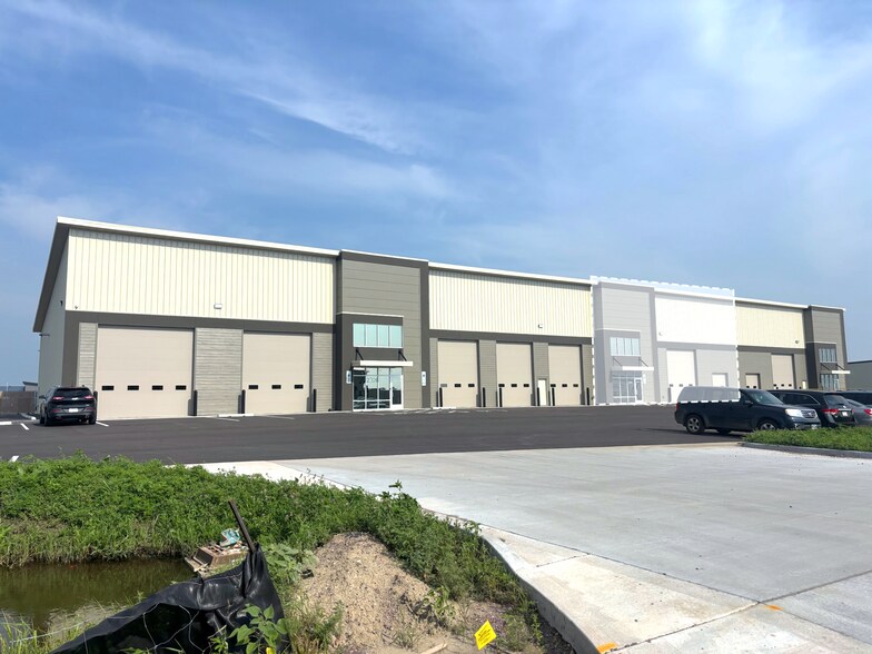 2320 Enterprise Avenue, Tea, SD à louer - Photo de l’immeuble – Image 2 sur 15