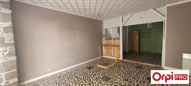 Plus de détails pour Local commercial à vendre