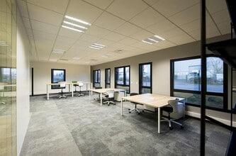 8 C Rue De Lombardie, Saint-Priest à louer Photo intérieure– Image 2 sur 4