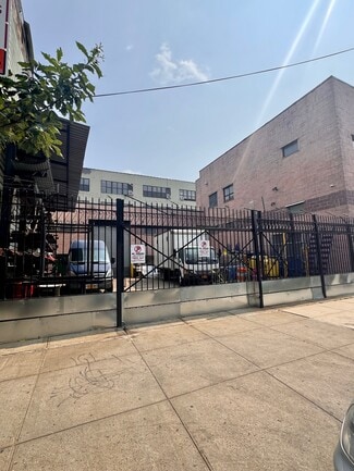 Plus de détails pour 48 Grattan St, Brooklyn, NY - Industriel/Logistique à louer