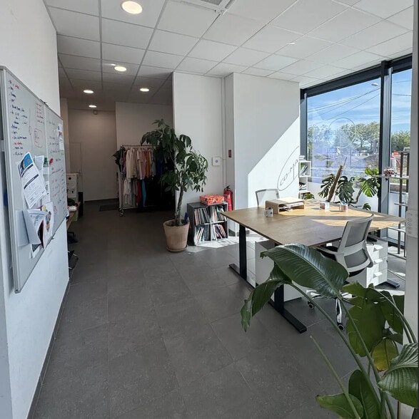 Bureau dans Lyon à louer - Photo de l’immeuble – Image 3 sur 5